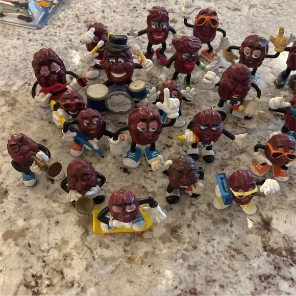 Vintage 1987-1988 The California Raisins PVC Figures Lot